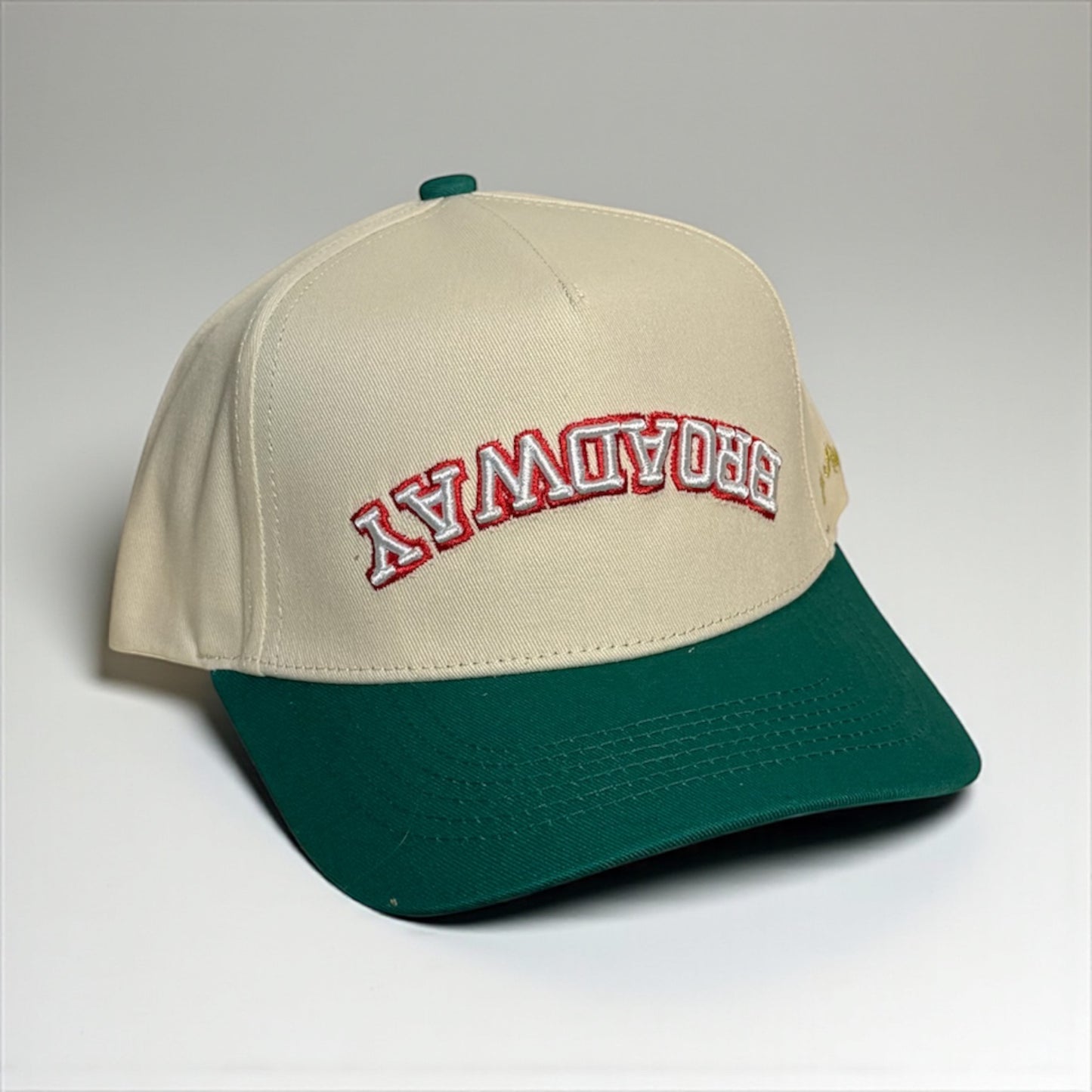 Broadway Classic Snapback – Green & Cream